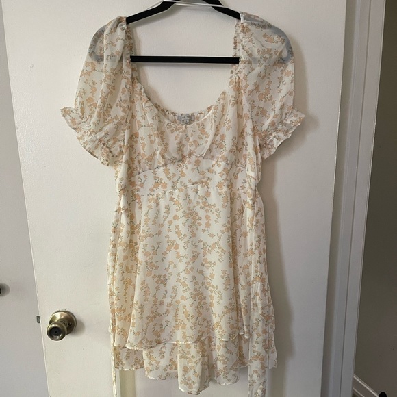 Romper - Picture 3 of 5